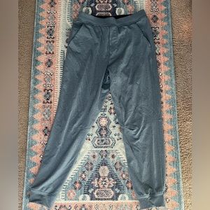 Lululemon men’s surge jogger pant